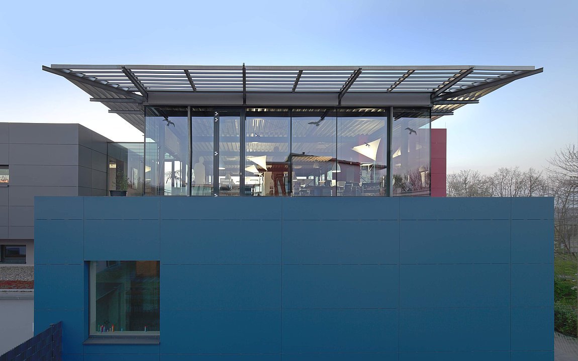 Schwimmhalle-Buero-Stillerarchitekten-Essener-Strasse-Heidehof-Hattingen Schwimmhalle und Buero der Stillerarchitekten an der Essener Strasse in Hattingen