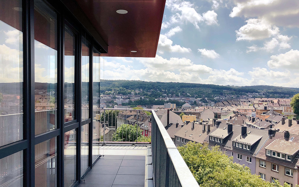 Blick vom Balkon der Wahlleistungsstation am Petrus Krankenhaus Wuppertal