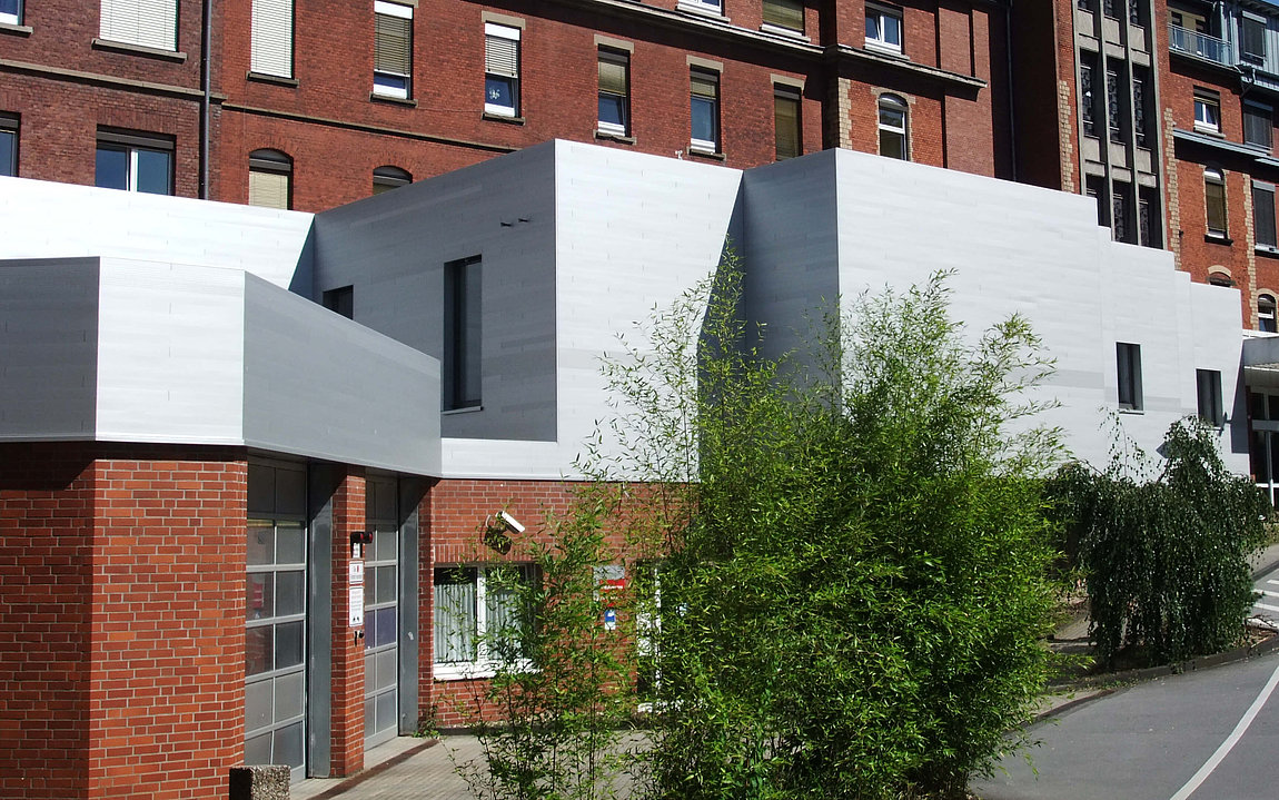 Aufnahme der Fassade der OP-Abteilung am Petrus Krankenhaus Wuppertal